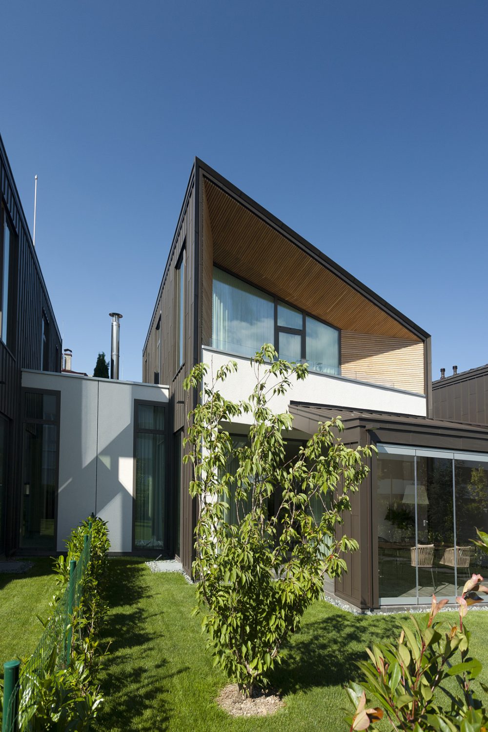Housing Development – 9 Houses | LPgroup